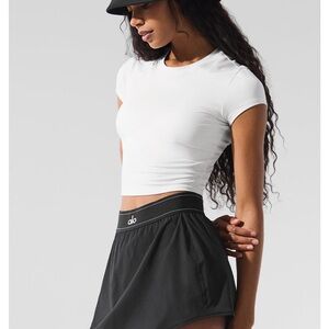ALO Yoga White Crop Finesse Short Sleeve